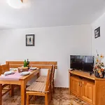 Rita Apartment