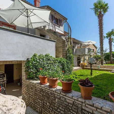 Apartament Rita *
