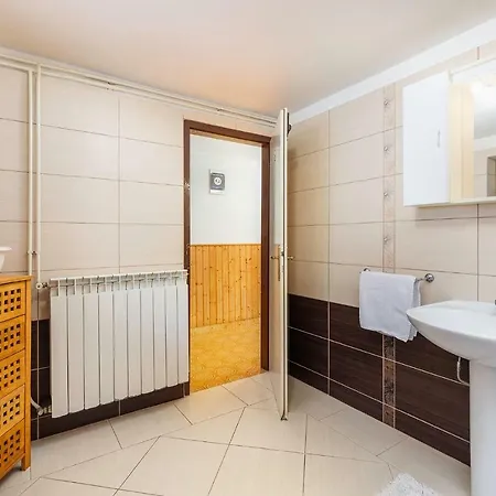Rita Apartment